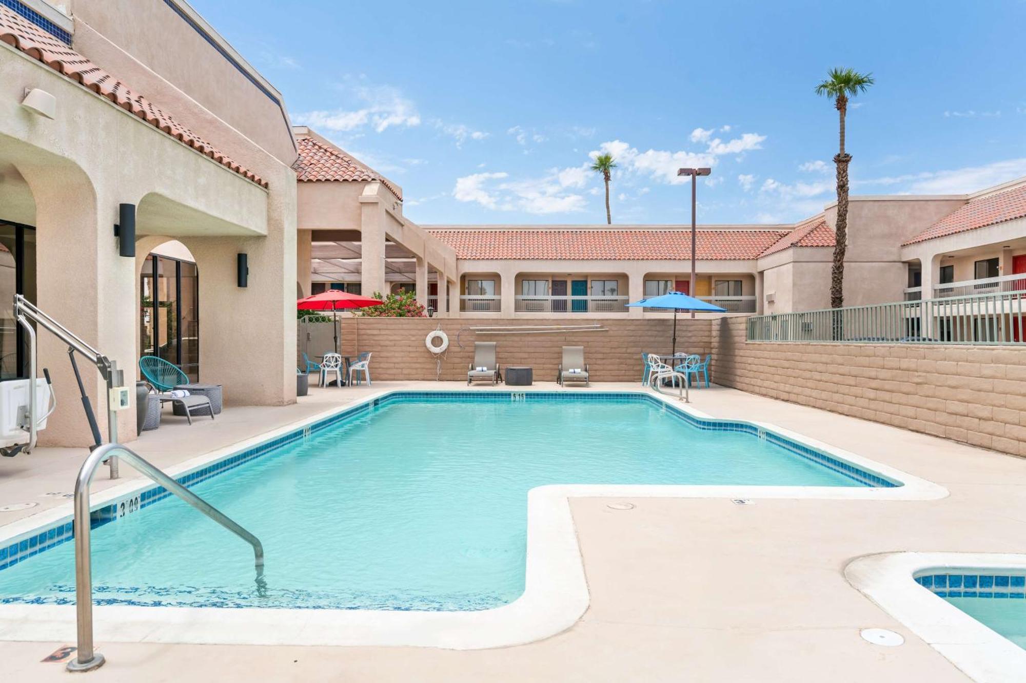 Signature Inn Indio I-10 Exteriör bild